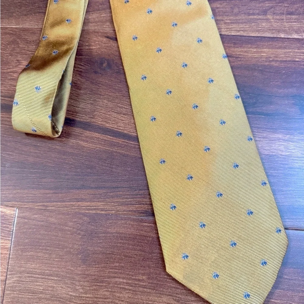 BROOKS BROTHERS “346” Pure Silk Gold and Blue Classic Tie